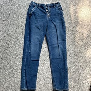 American eagle button fly stretch denim jean.